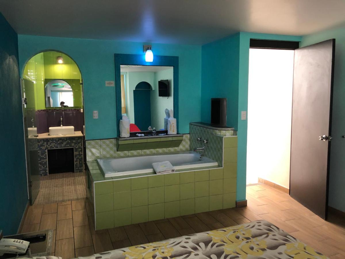 Hotel & Villas 7 Мексико Сити Екстериор снимка
